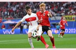 开云体育网页版登录入口-黑马球队连胜逆袭，备战八强对决