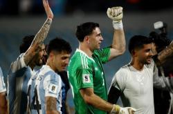 开云体育亚洲官网-包含埃瓦尔客场击败对手，实现突破性胜利的词条