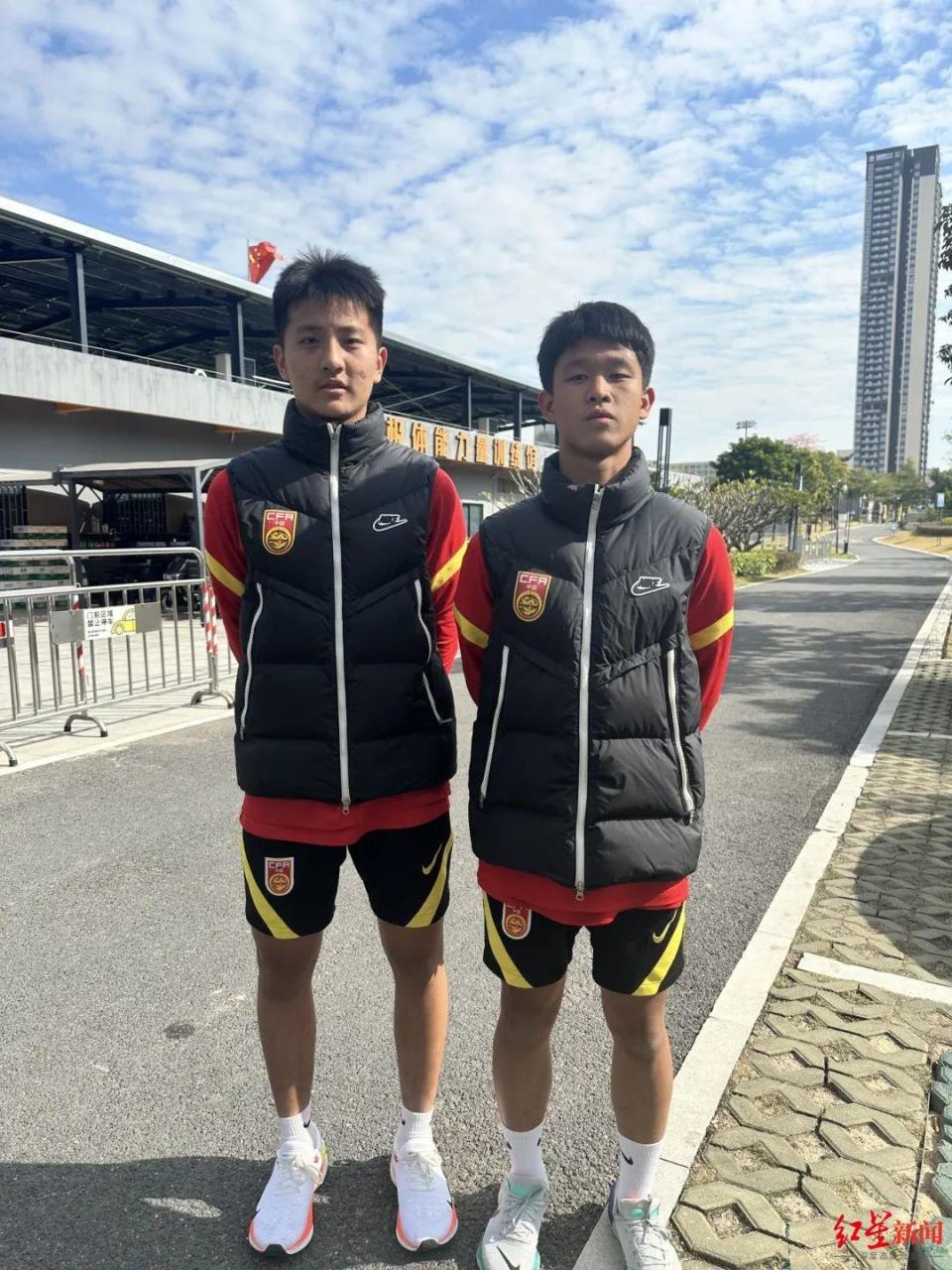 球队选拔新晋小将，备战未来挑战